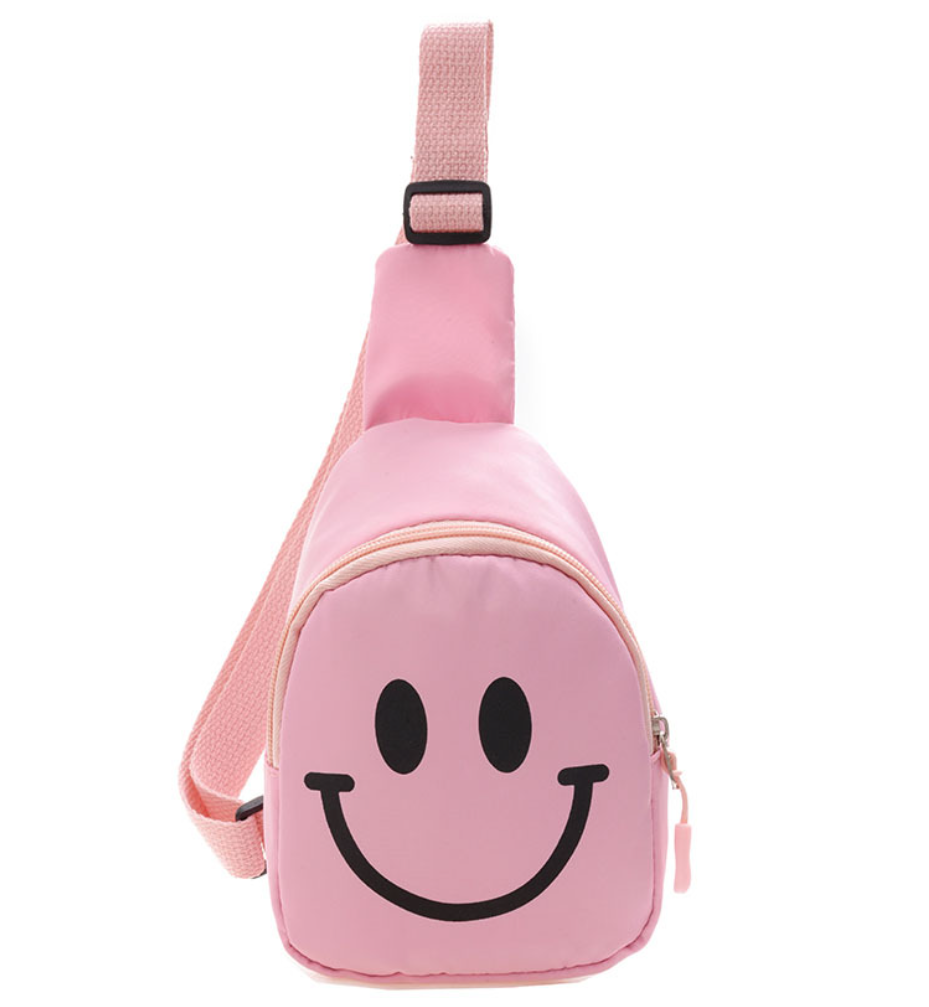 Smiling children's messenger chest bag 3