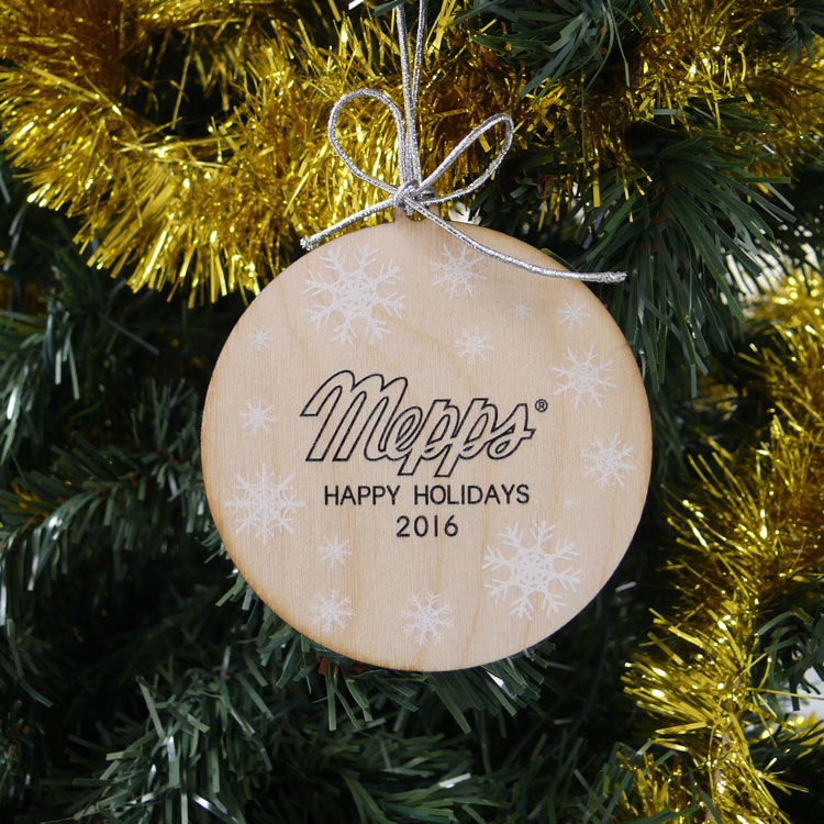 Wood Ornament Circle Snowflakes