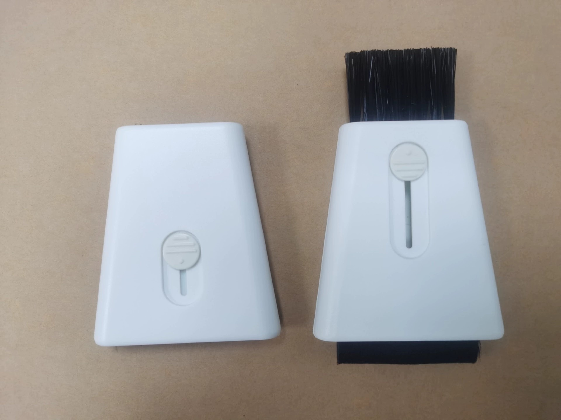 Angled Dual-Head Keyboard Brush 1