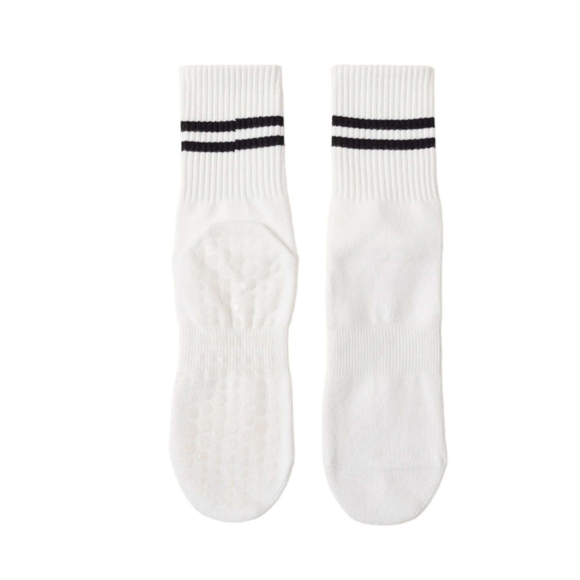 Cotton non-slip silicone indoor sports socks 4
