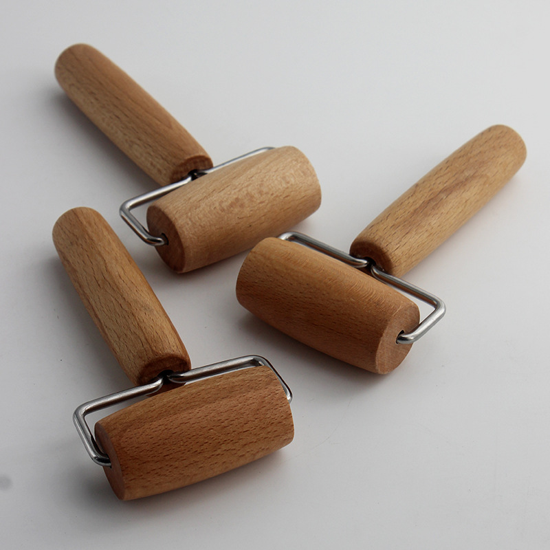 Wooden-Handled Manual Mini Rolling Pin 1