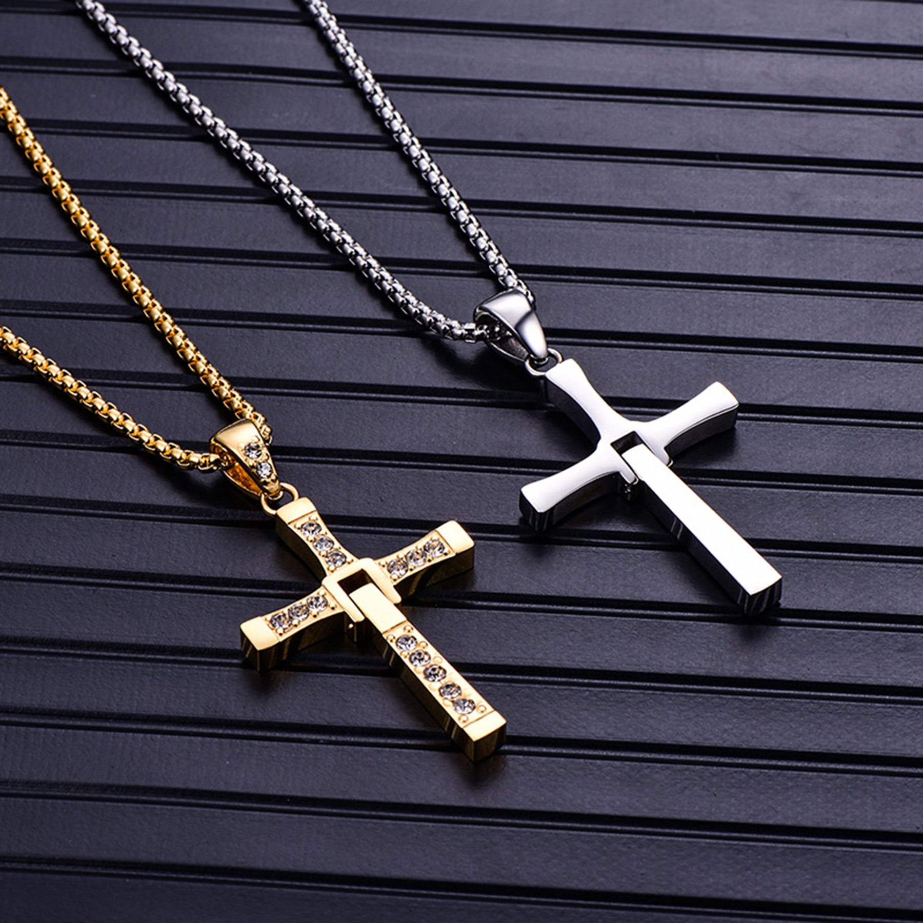 Steel Necklace With Cross Pendant 3