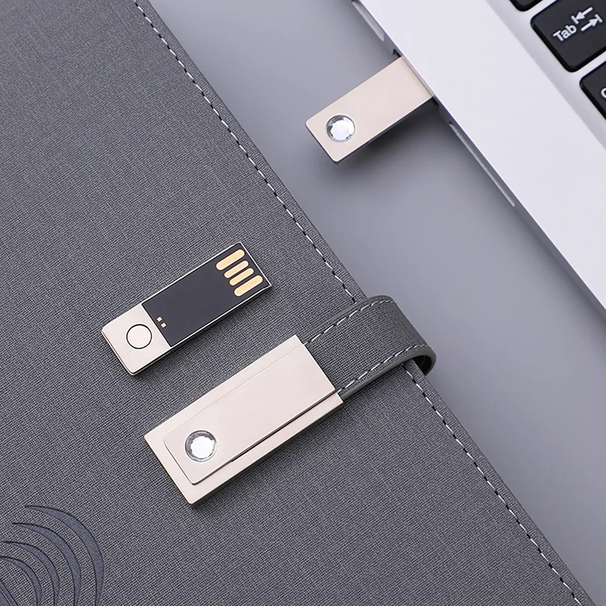 Wireless Charging Powerbank Notebook 7
