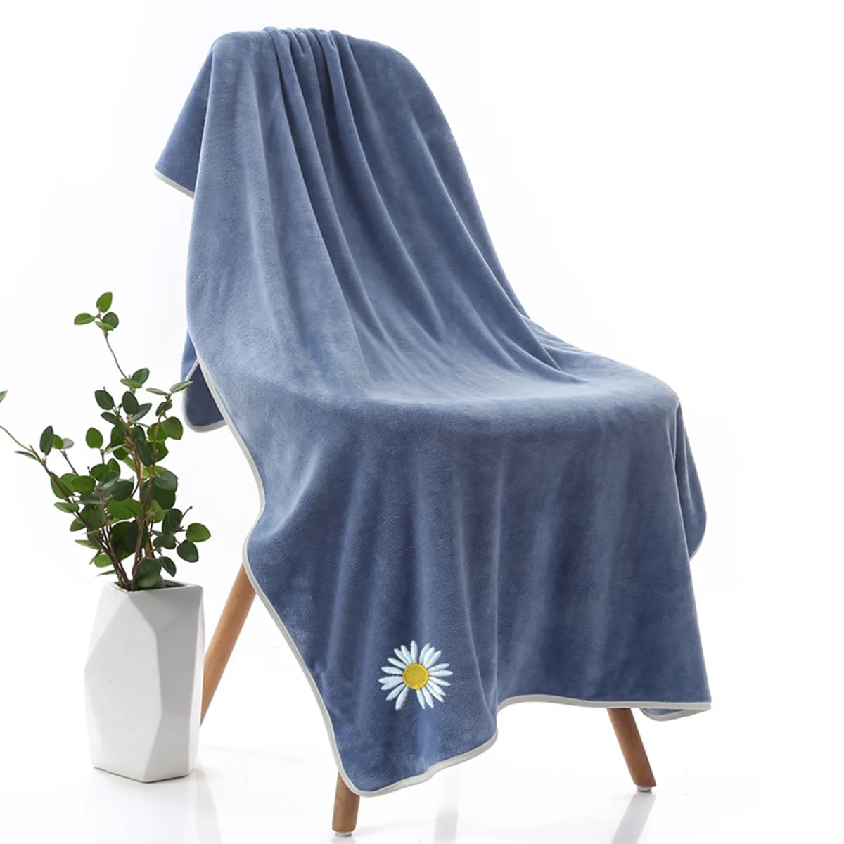 Coral Velvet Pure Color Soft Customed Beach And Bath Towel 7