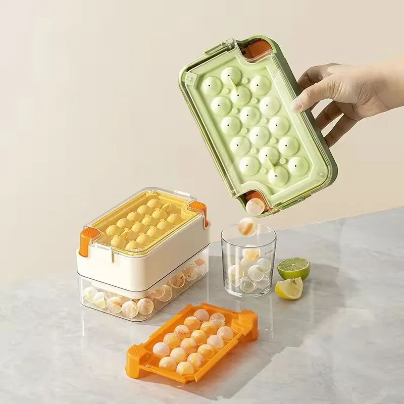 Ice Cube Tray with Lid and Bin 8