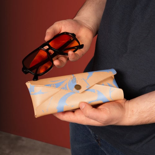 MARBLED LEATHER ENVELOPE - LARGE