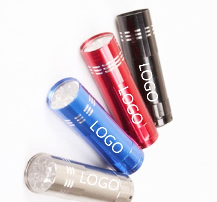 9 LED Metal Flashlight 2