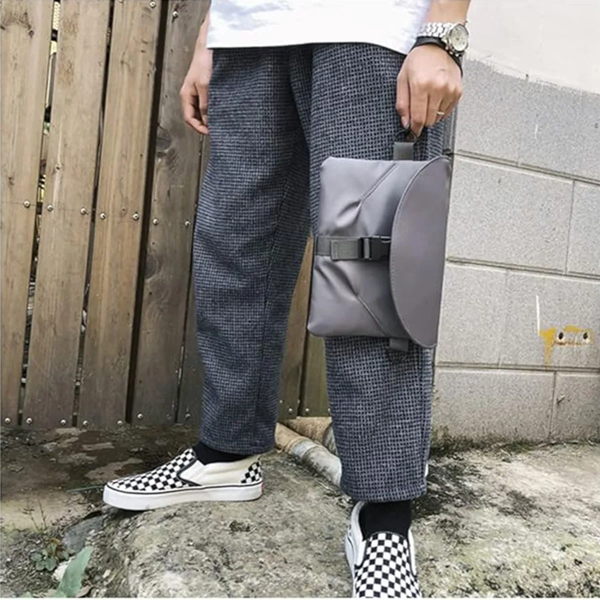 Casual  Fashion  Solid  Color  Waterproof  Phone  Pouch  Fan 9