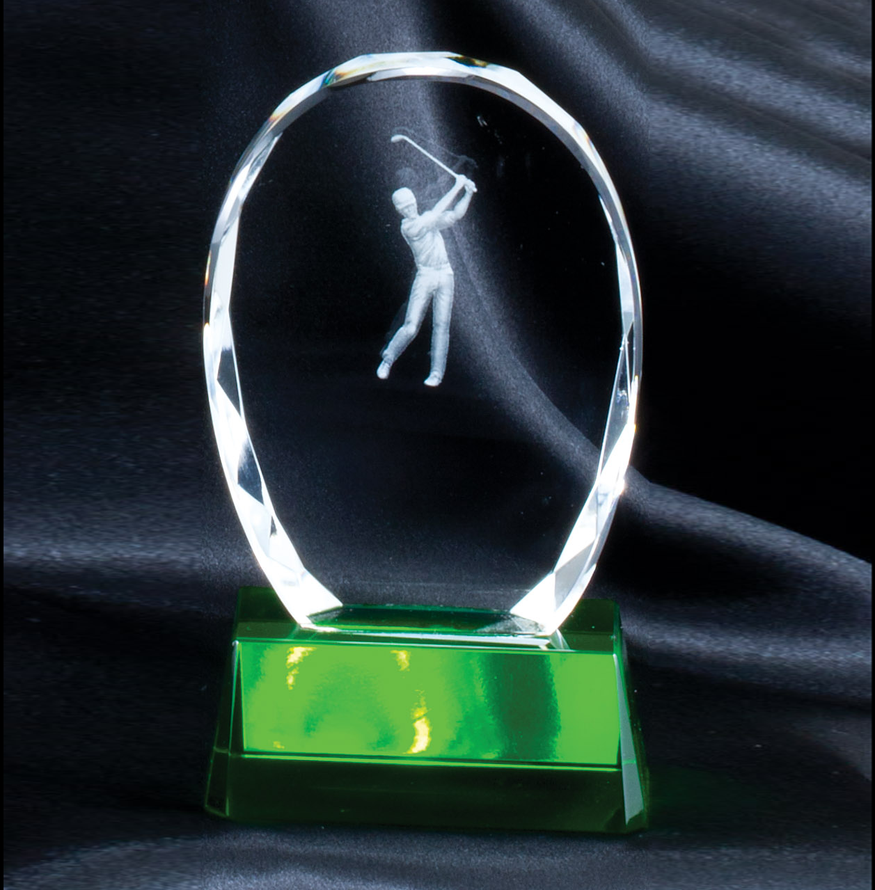 Optical Crystal Arch With 3-D Golfer On Green Glass Base 1