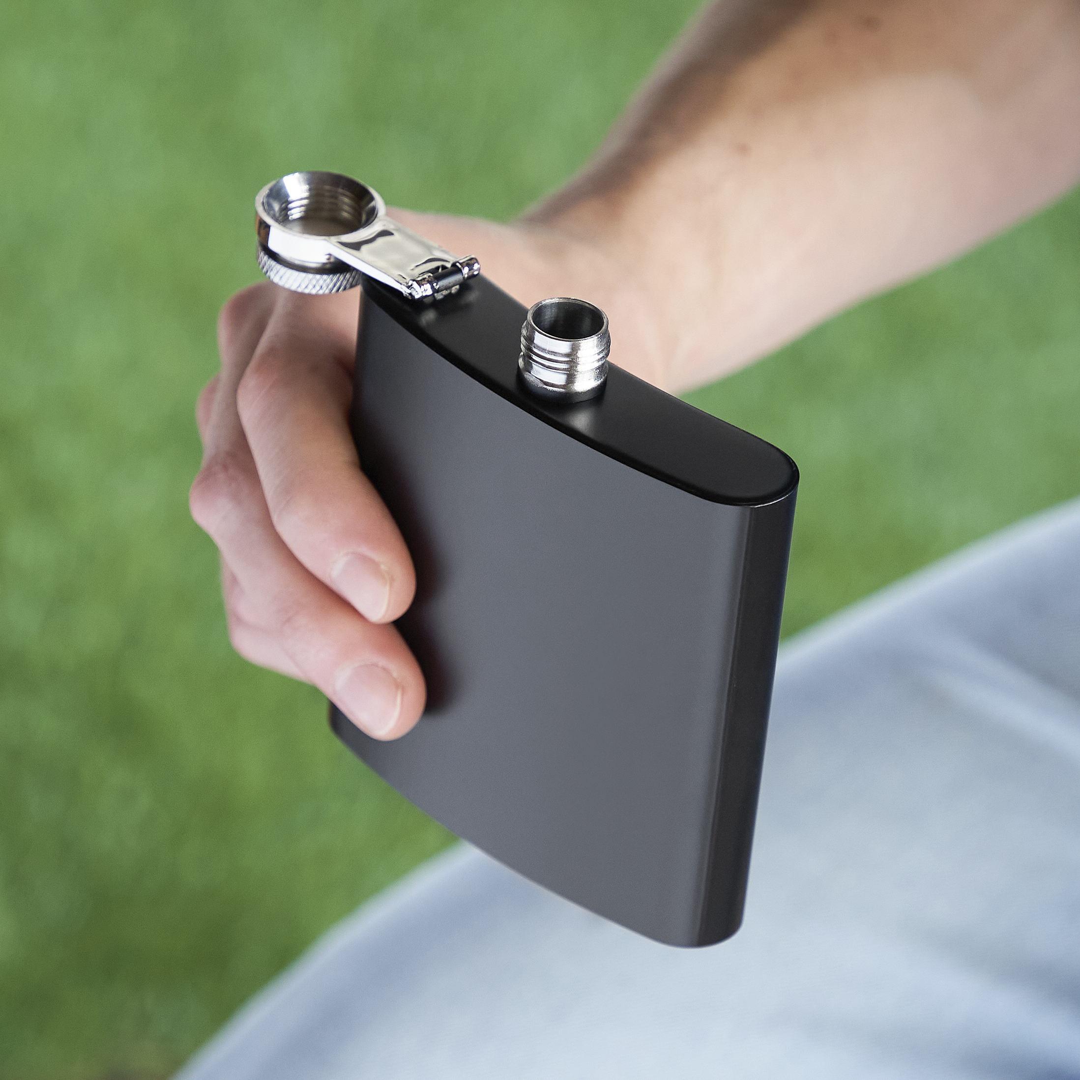 TrueFlask™: 6 oz Flask 3