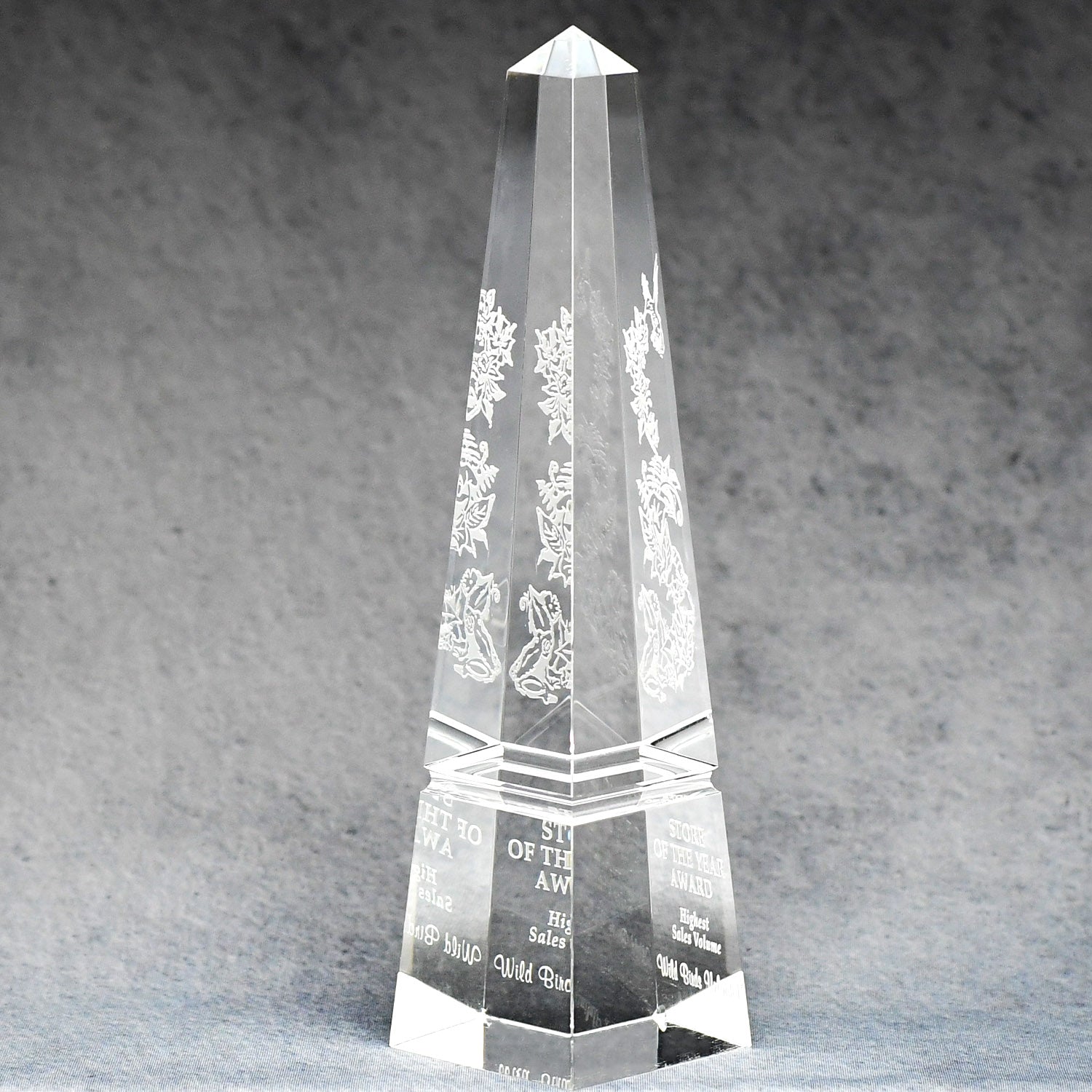 Optic Crystal Groove Obelisk 4