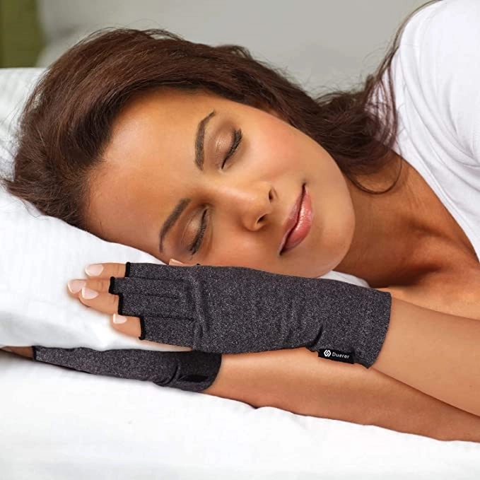 Arthritis compression gloves for women and men 8