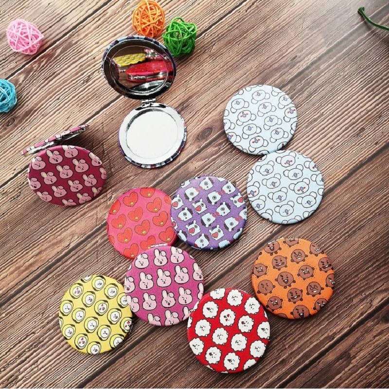 PU Round Folding Cosmetic Mirror 1