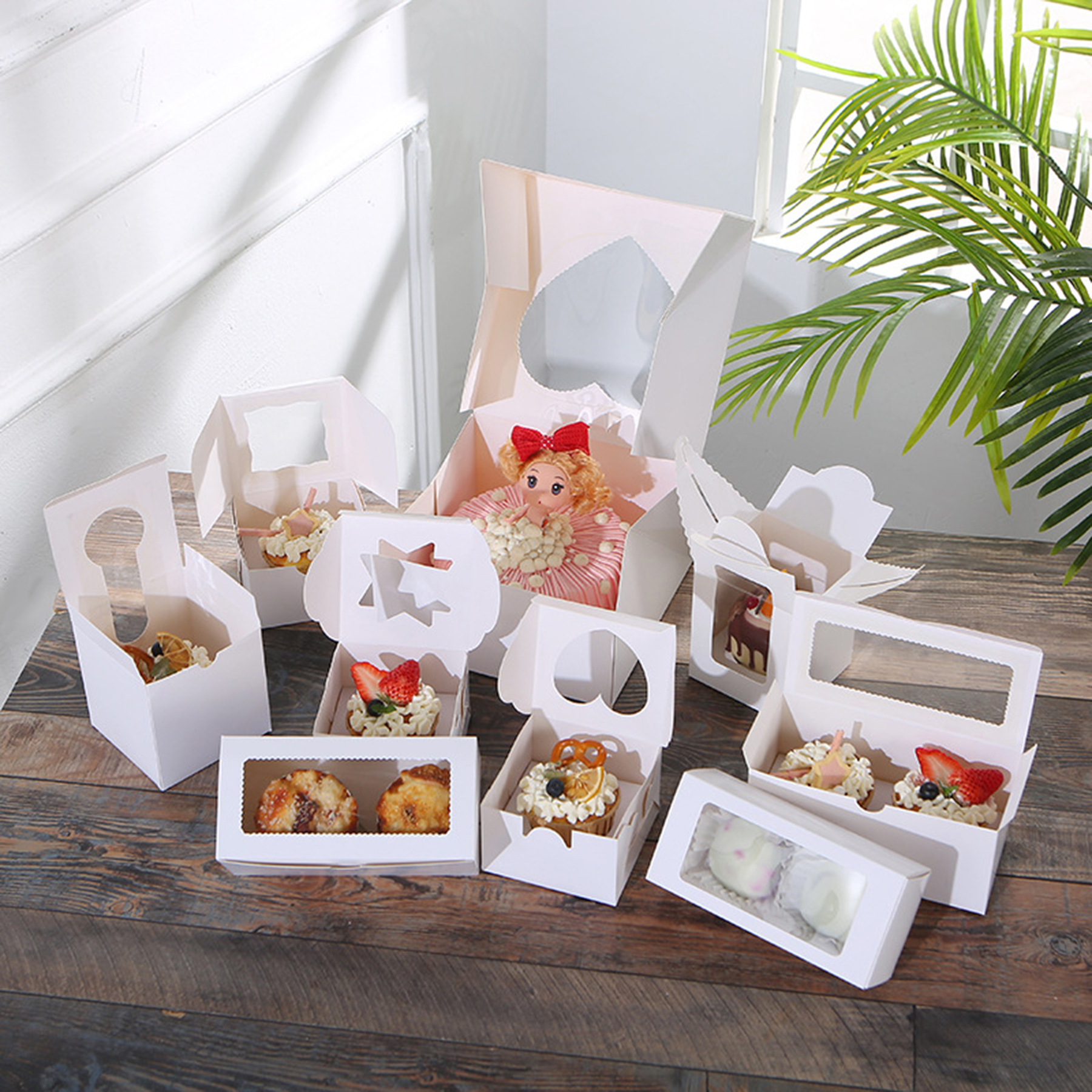 Window Cake Box 1