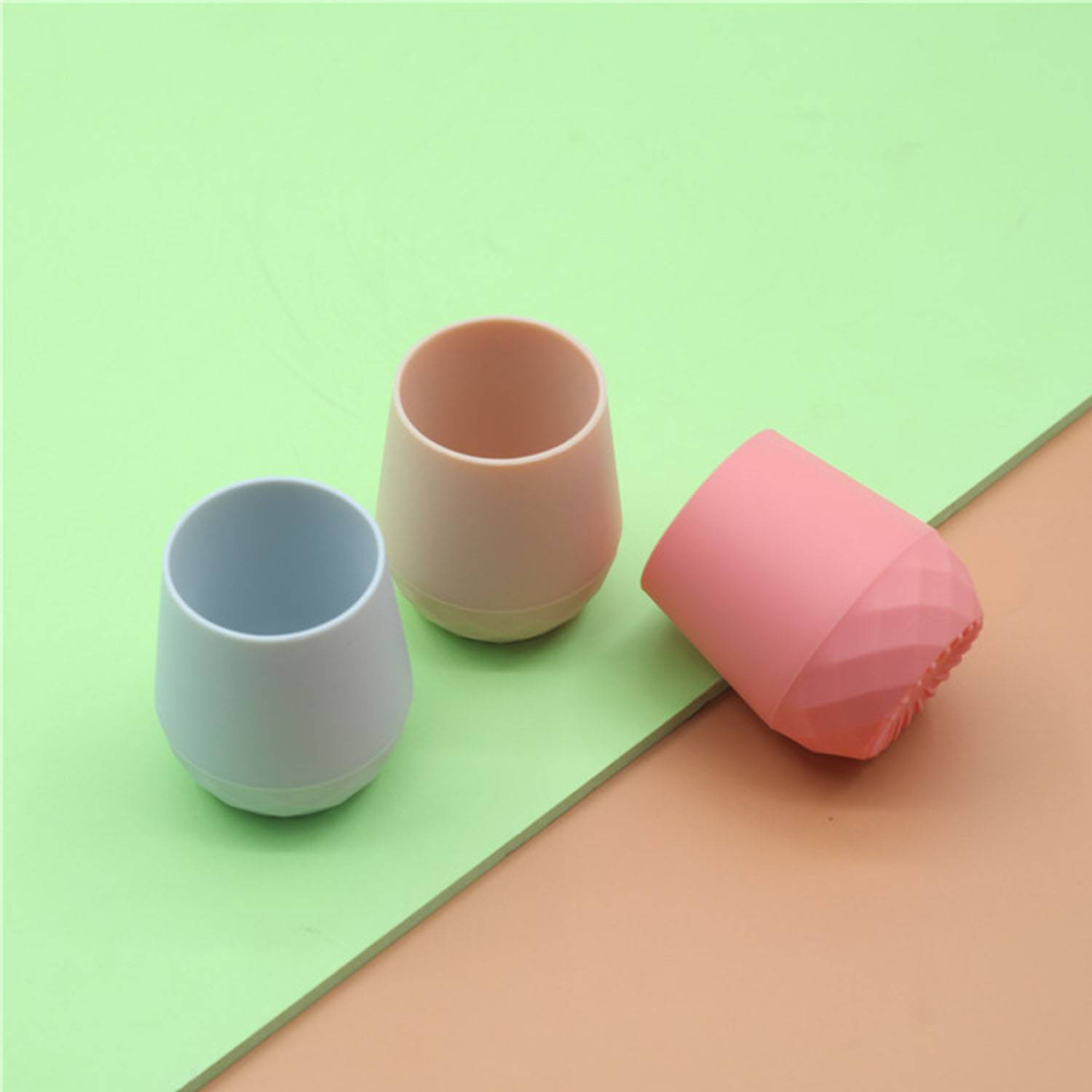 Food grade children's silicone anti-fall water cup 4