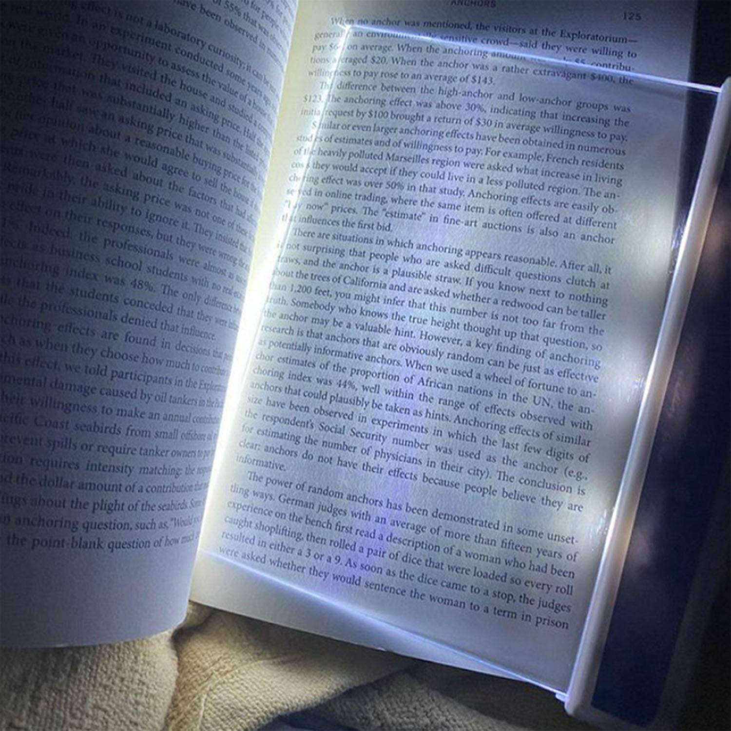 LED Transparent Flat Reading Light 5