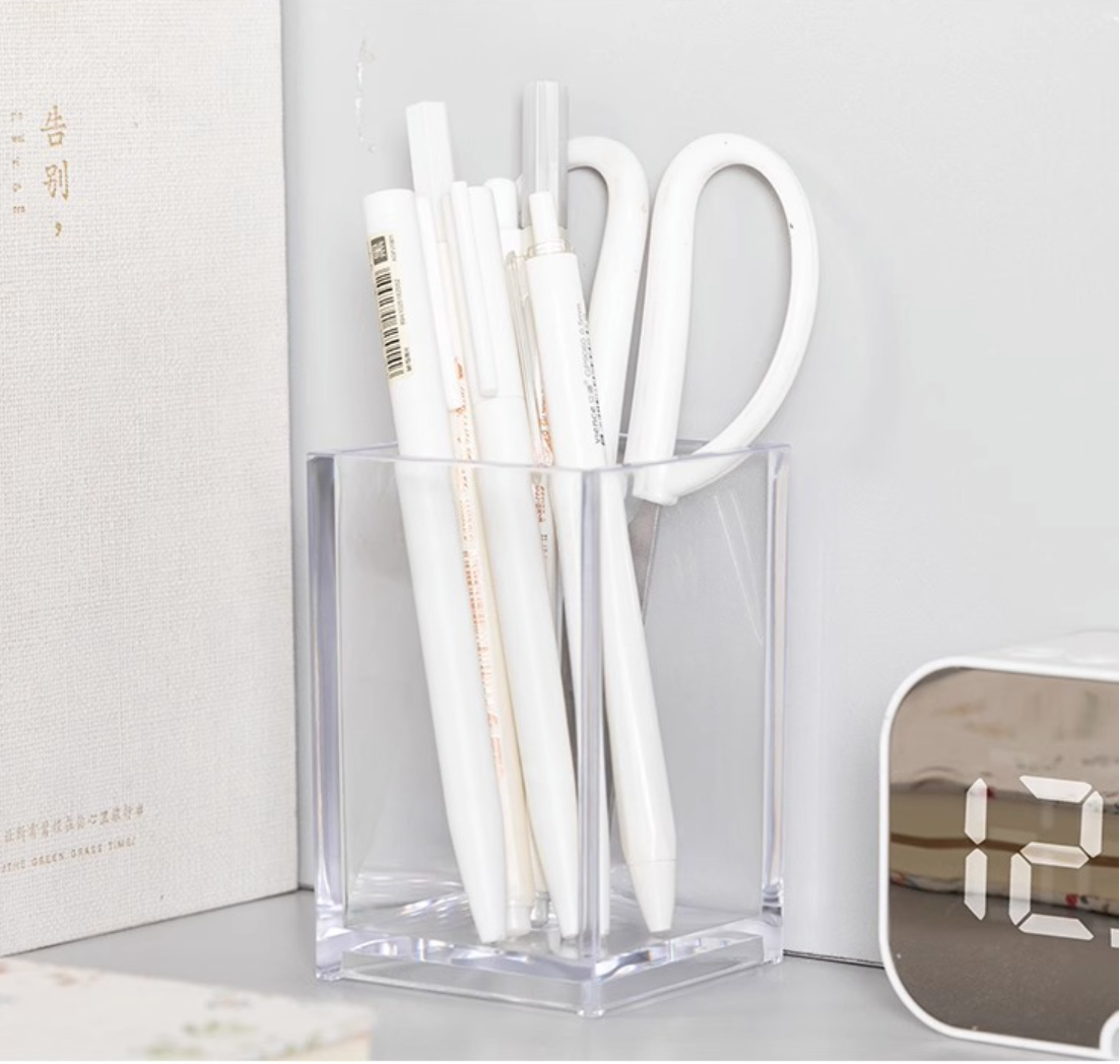 Acrylic Pen Holders 4