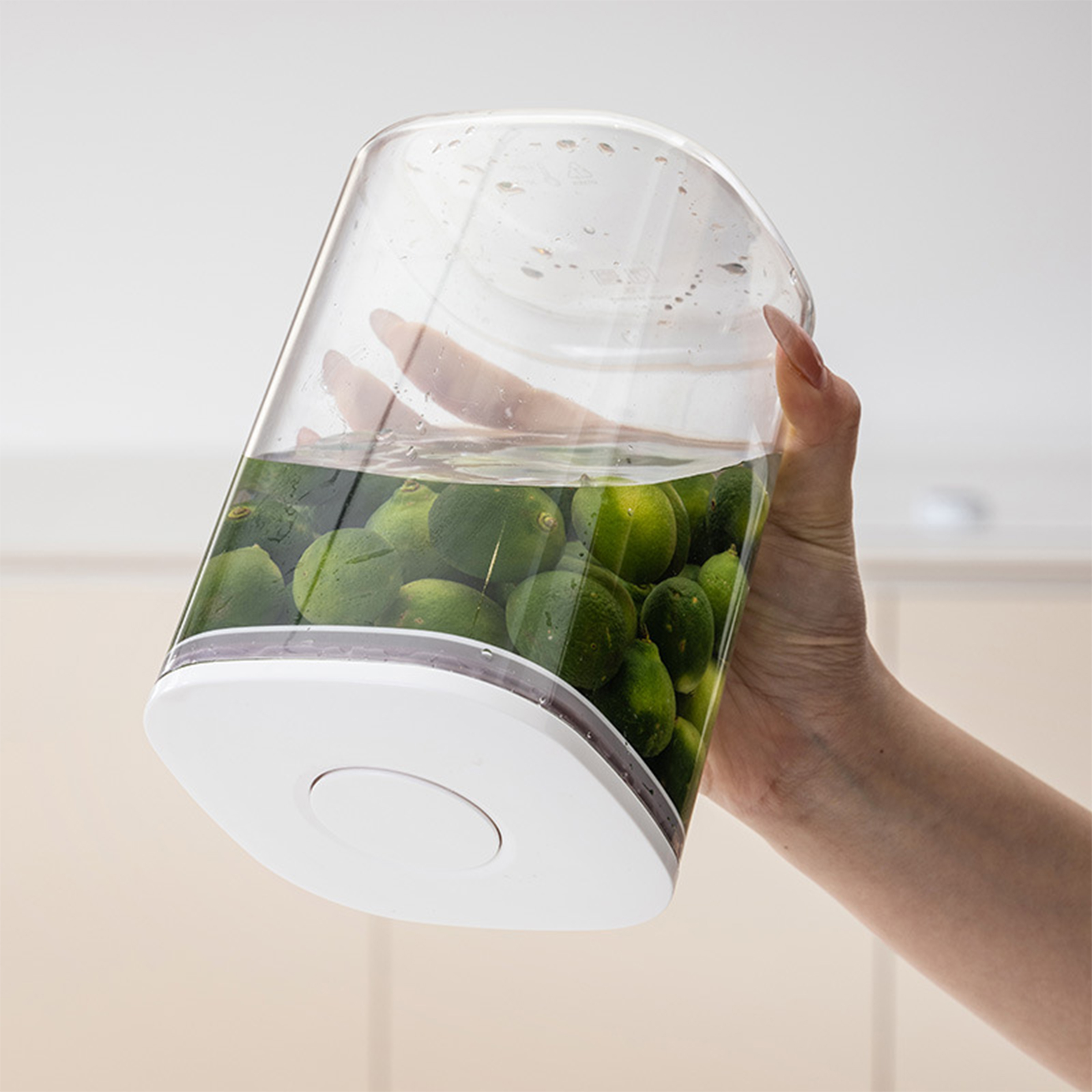 Plastic Airtight Food Storage Container With Easy-Pour Design 4