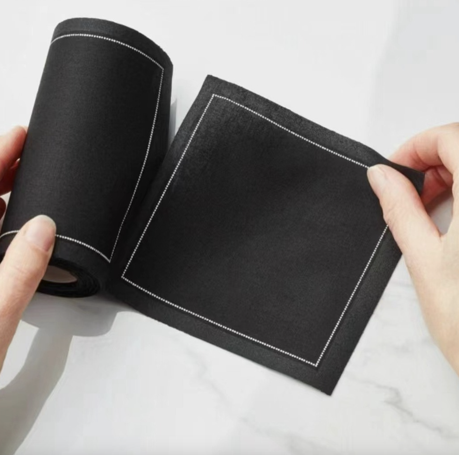 Custom linen Napkins on a Roll 6