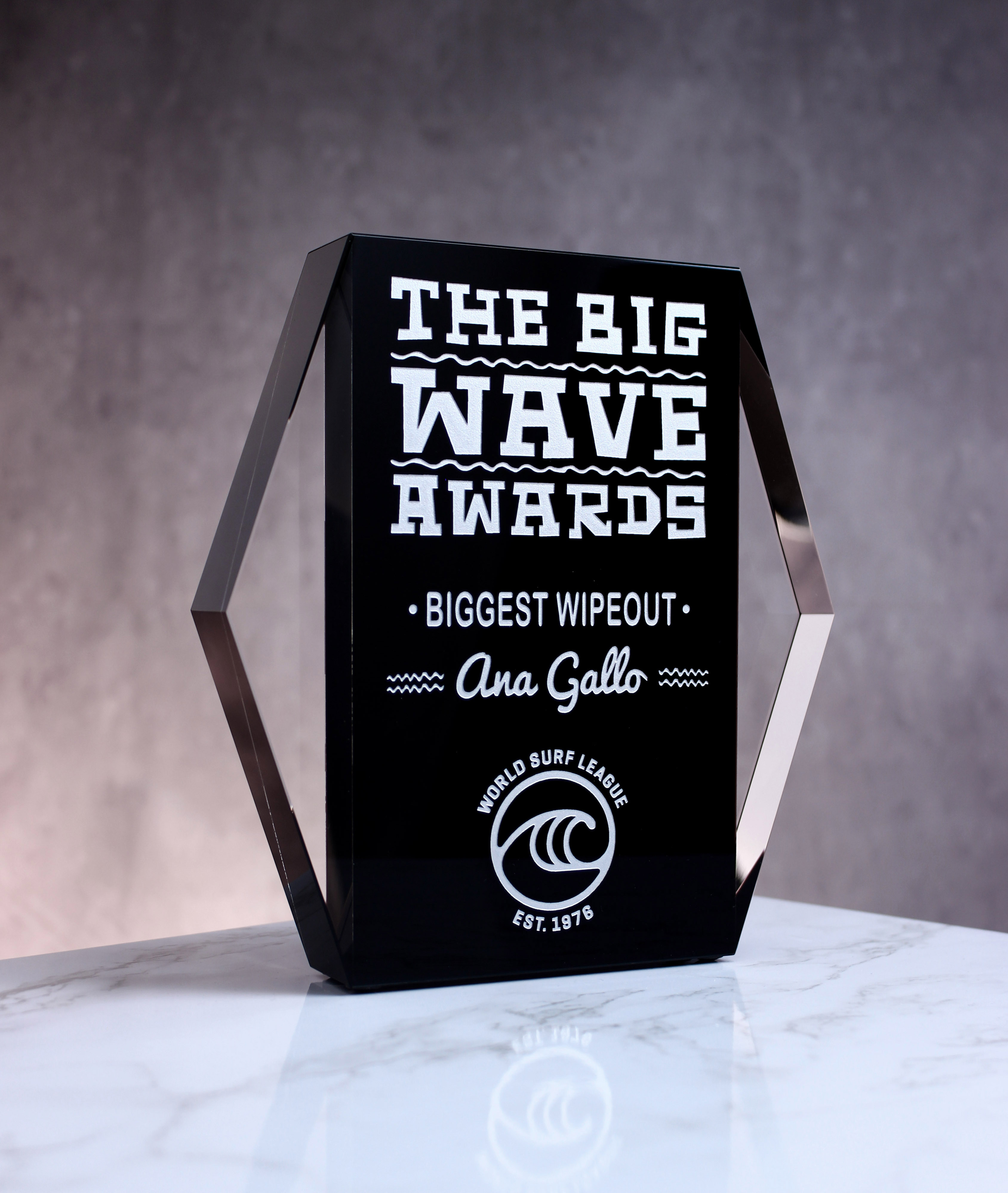 Contempo Award (6"x7"x1 1/8") 2