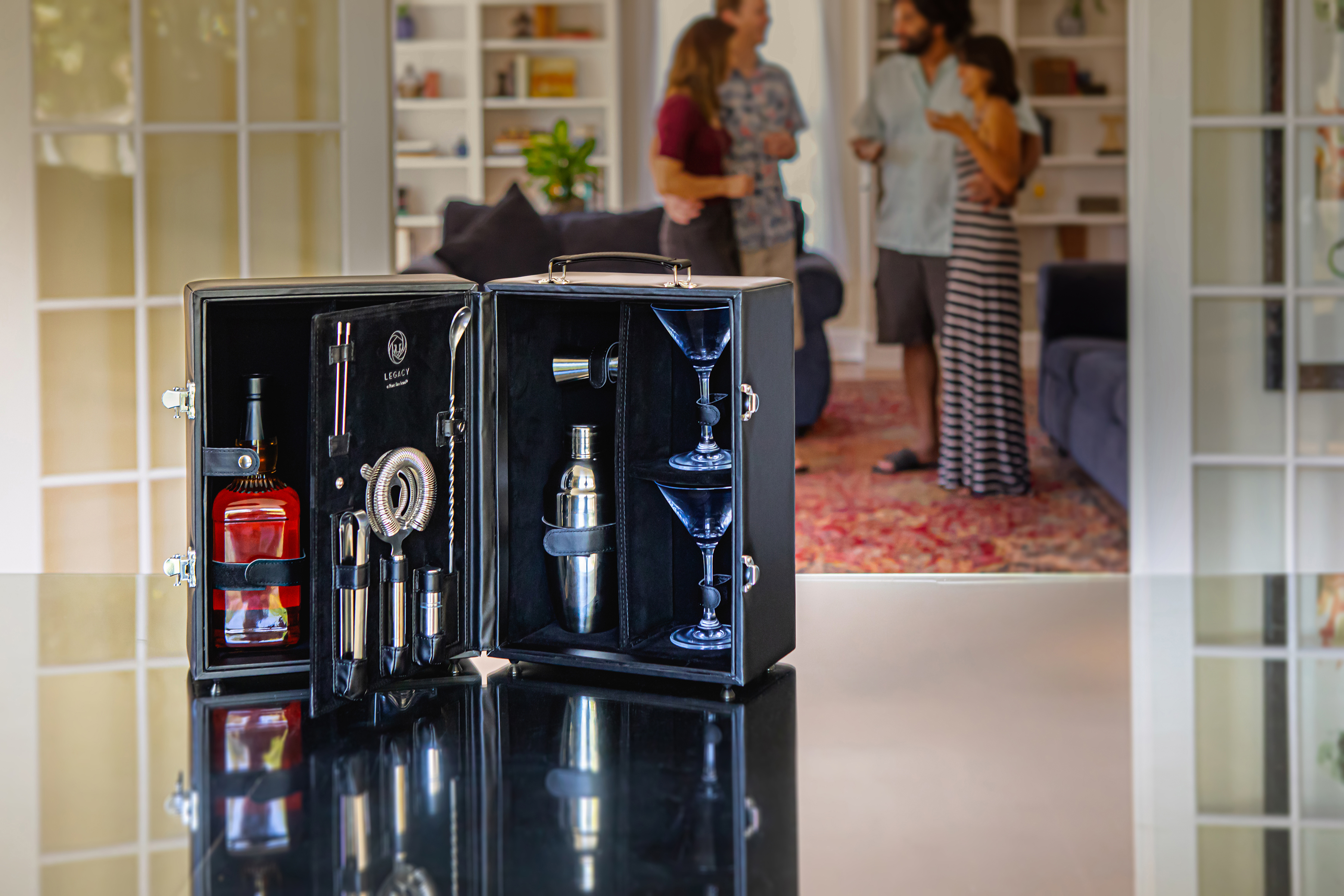 Manhattan Cocktail Case 9