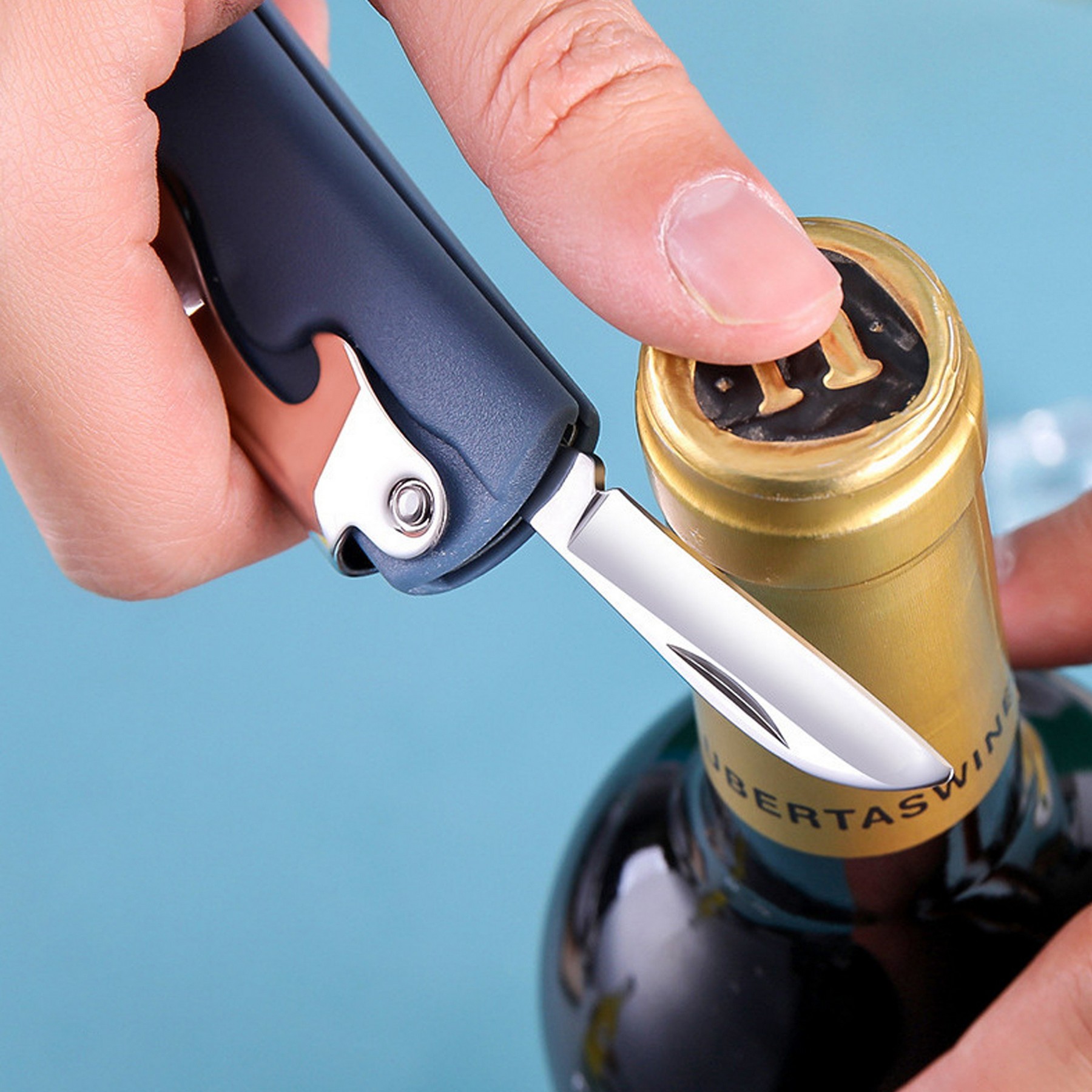 Multifunctional Wine Bottle Opener 2