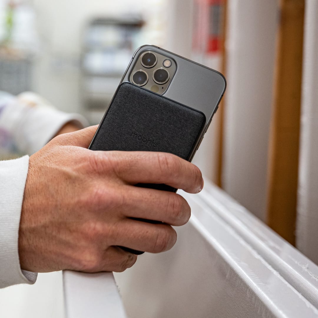 mophie® Snap+ Mini 5000 mAh Wireless Power Bank 65
