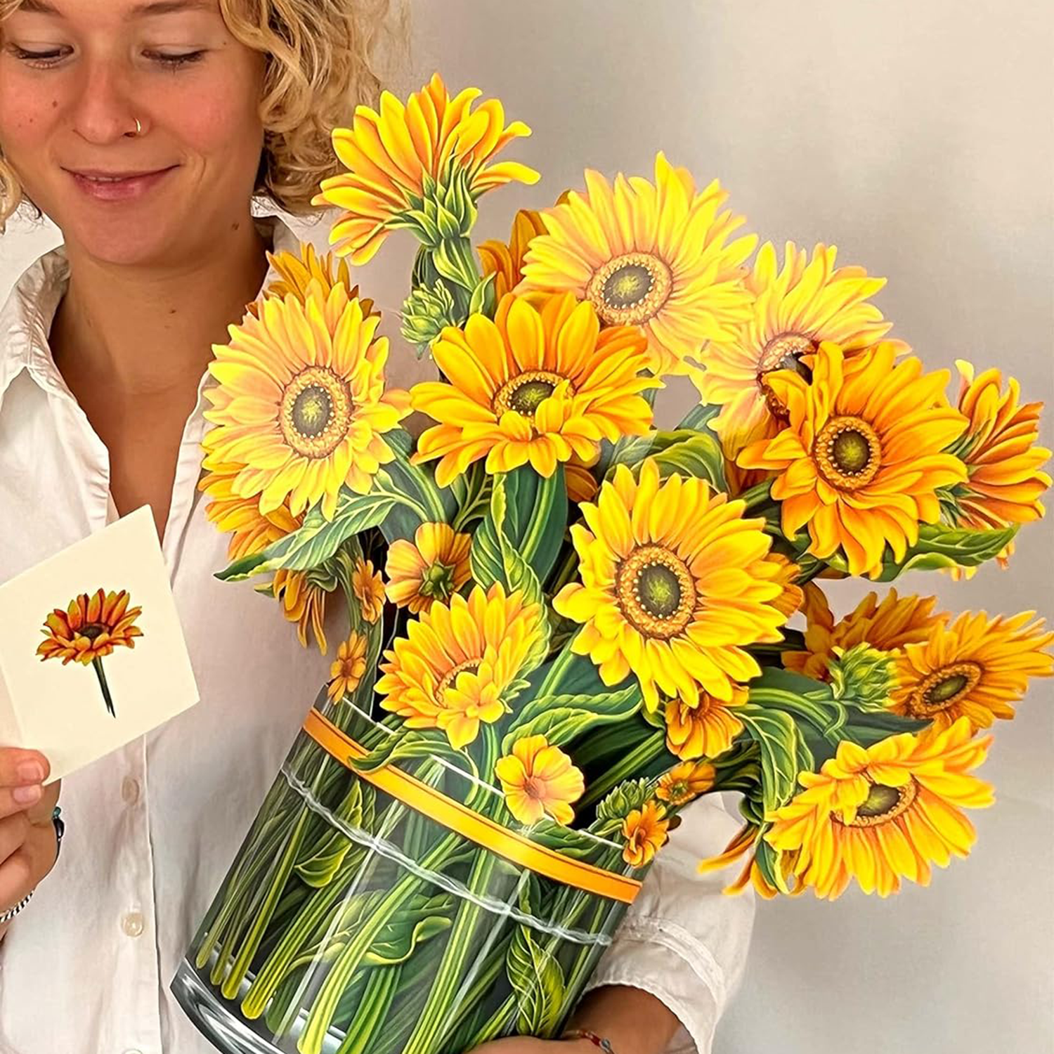 Freshcut Paper Pop Up Cards Envelope - Sunflowers 5
