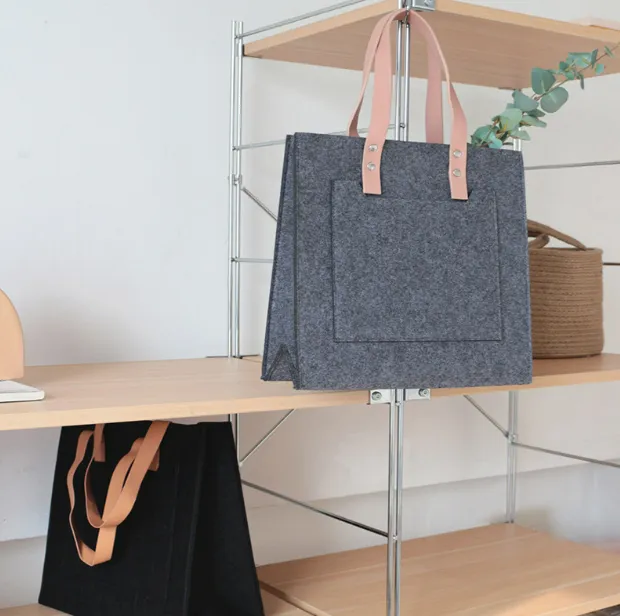 11" Felt high-capacity commuting bag 2