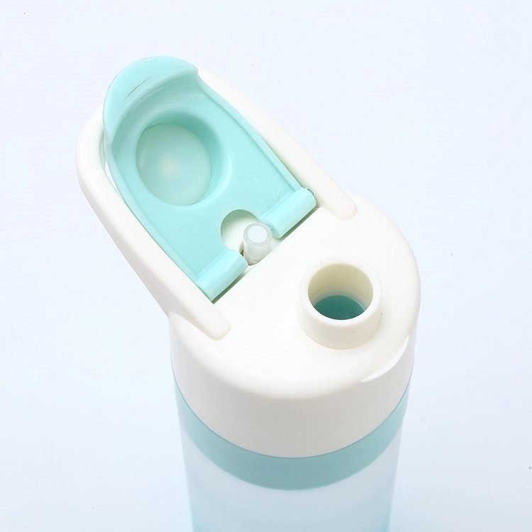 24 oz Multifunctional Sports Spray Bottle 8