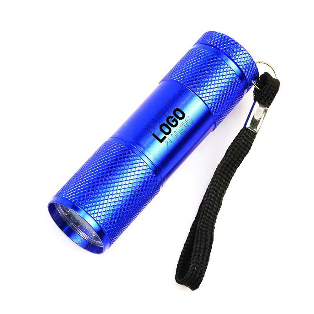 Knurled Mini Flashlight 4