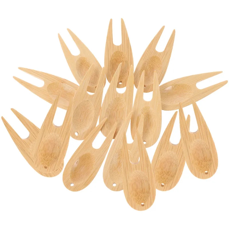 Bamboo Divot Repair Tool 2