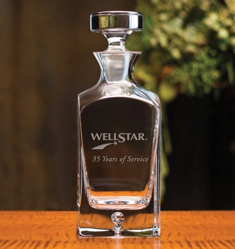 Deluxe Square Decanter 2