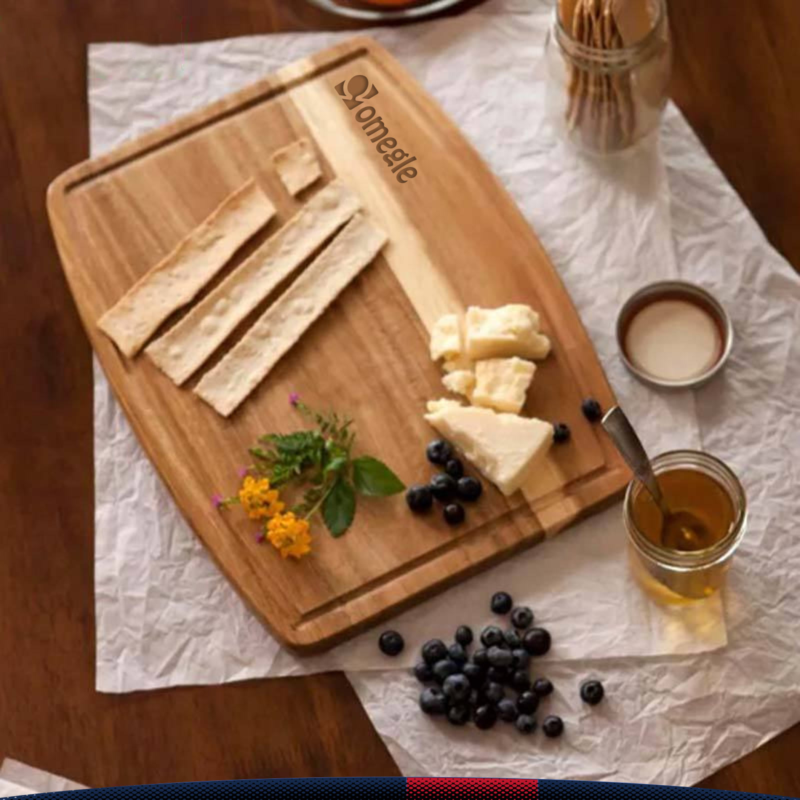 Marnet Acacia Wood Curved Cutting Board 3