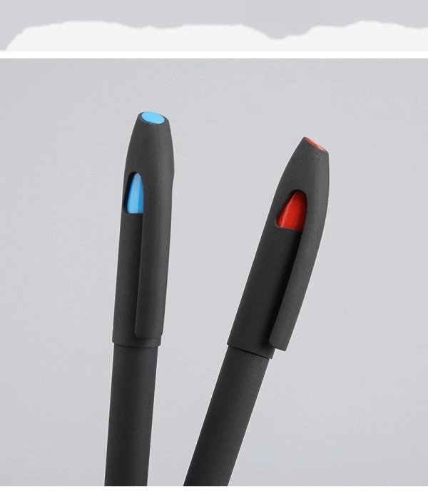 Ballpoint Pen/Medium-point, black or blue ink 3