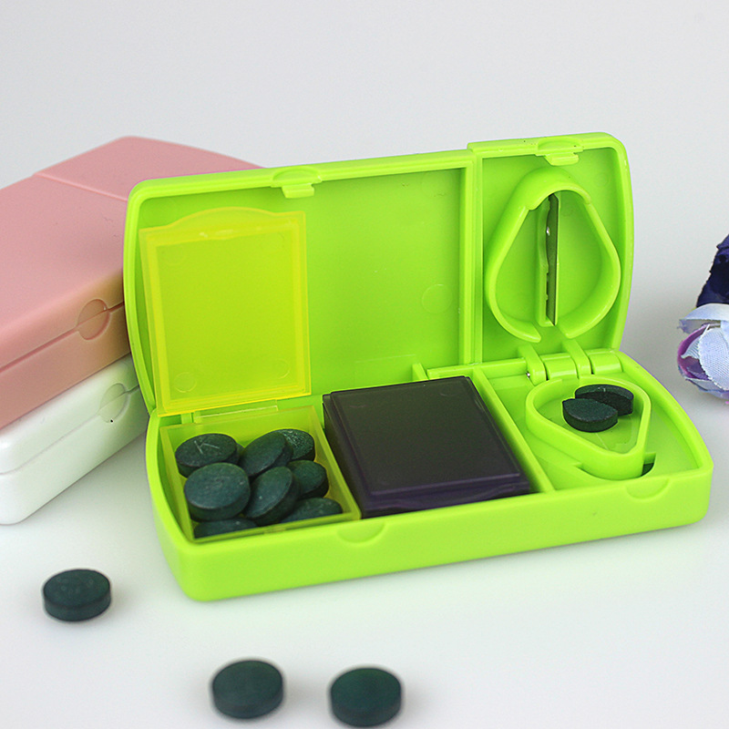 Pill Box With Cutter Splitter 2