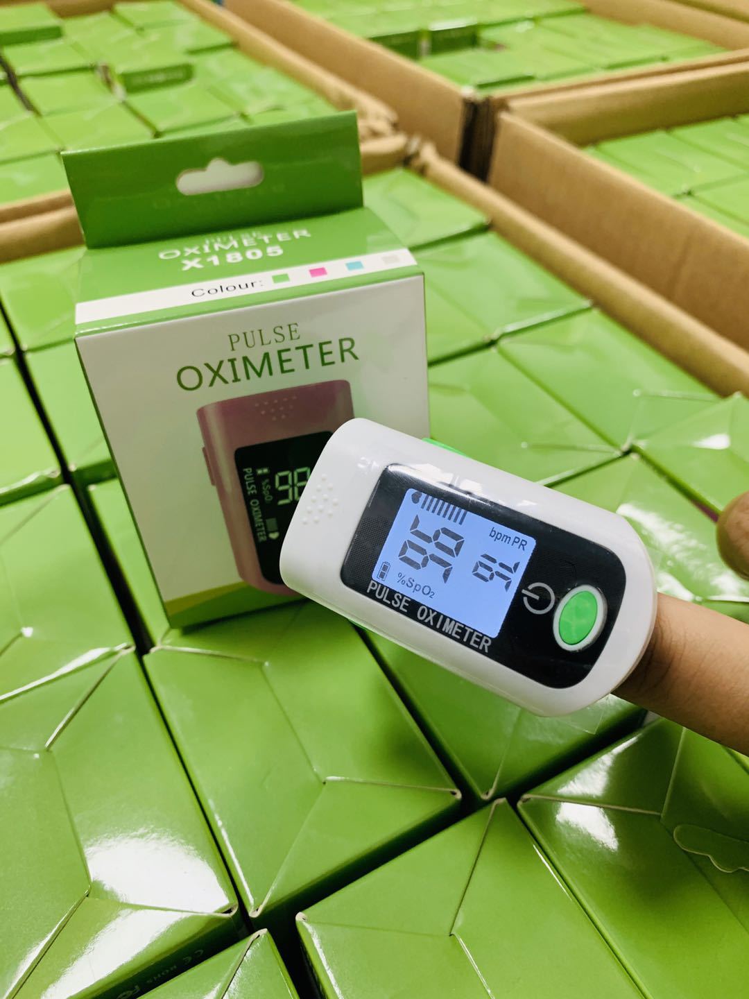 High-performance Sensors Finger Clip Pulse Oximeter 8
