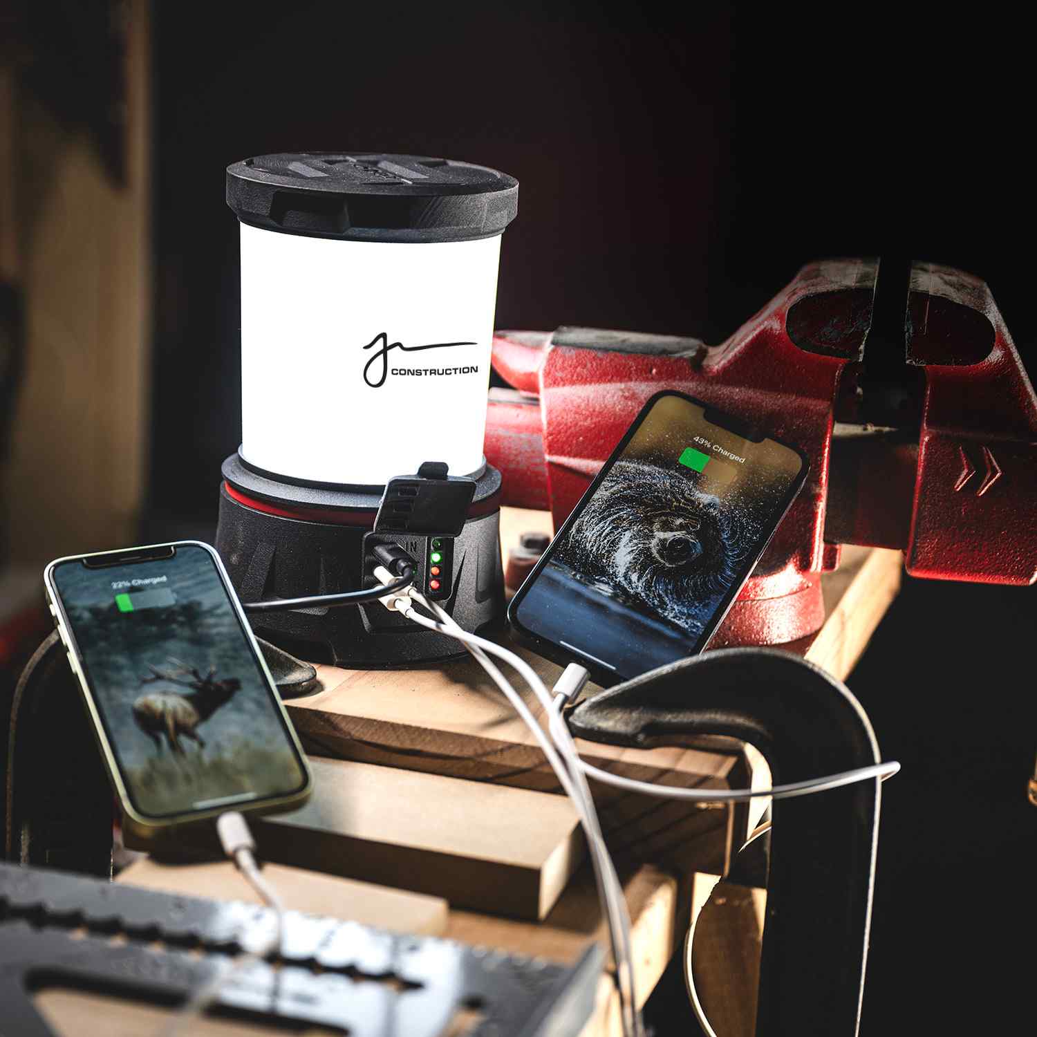 Coast® EAL40R RECHARGEABLE PLUS POWER LANTERN 15