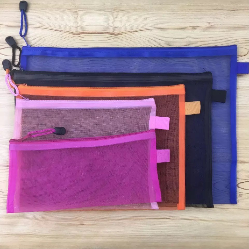 A4 Size Nylon Zipper Folder 2