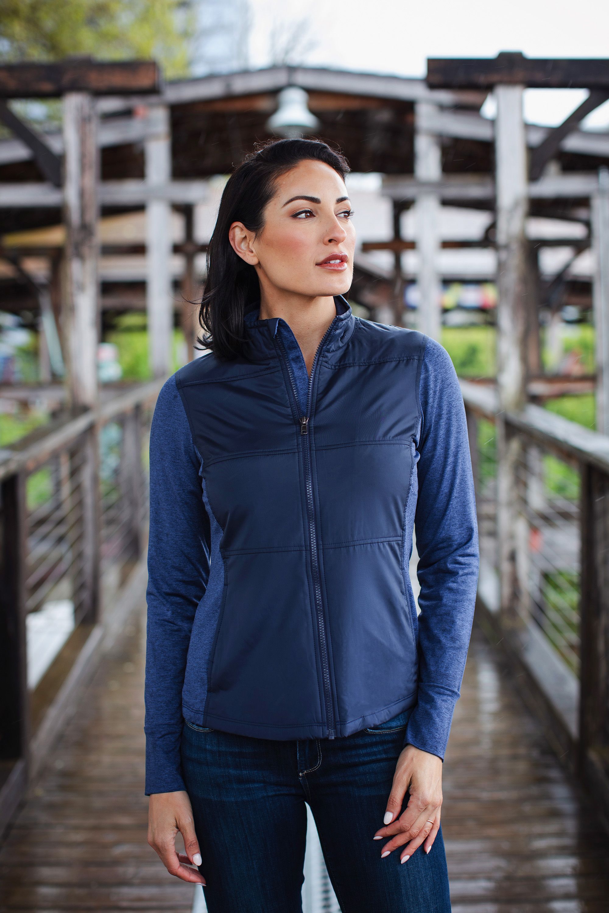 Cutter & Buck Stealth Recycled Hybrid Quilted Womens Windbreaker Jacket 15