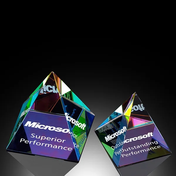 Pharaoh's crystal Pyramid Paperweight 3