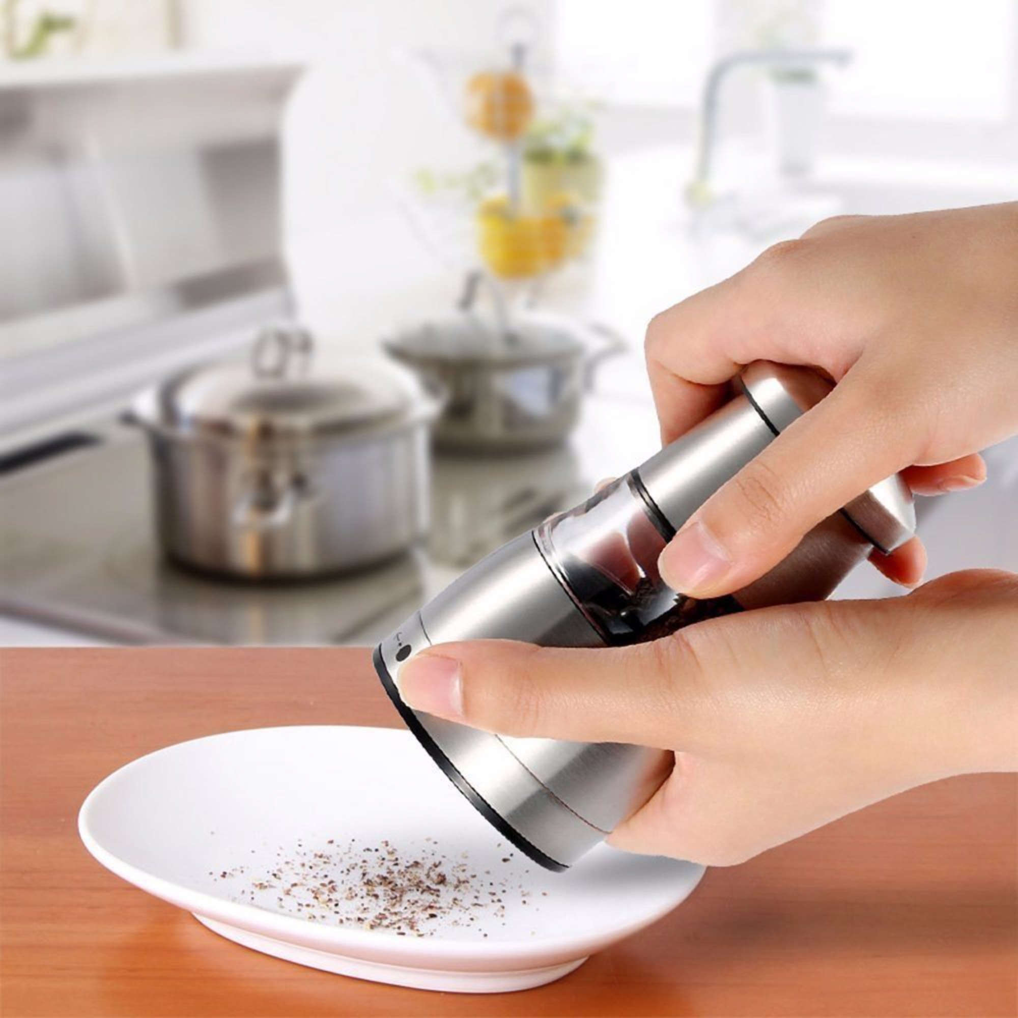 Adjustable Salt and Pepper Grinder Set 2