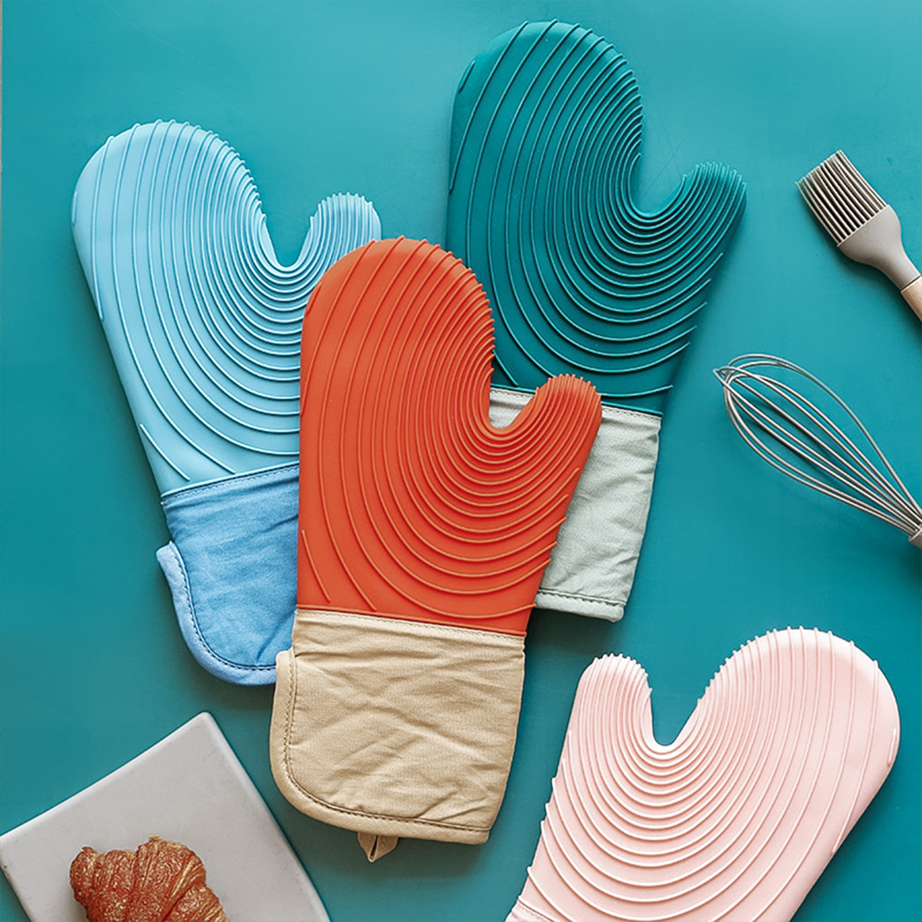 Silicone Anti-scalding Oven Gloves 2