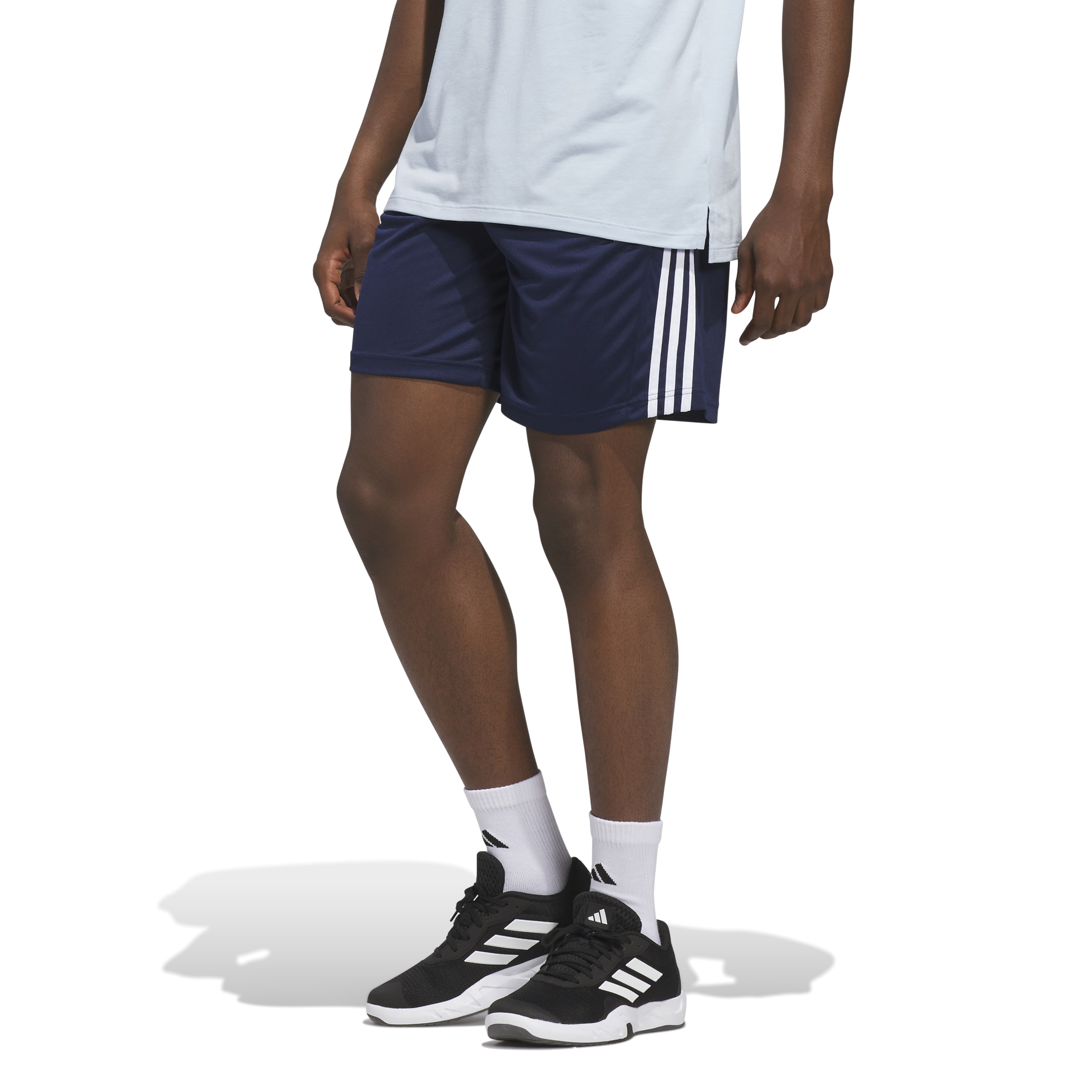 3 STRIPE SHORT 6
