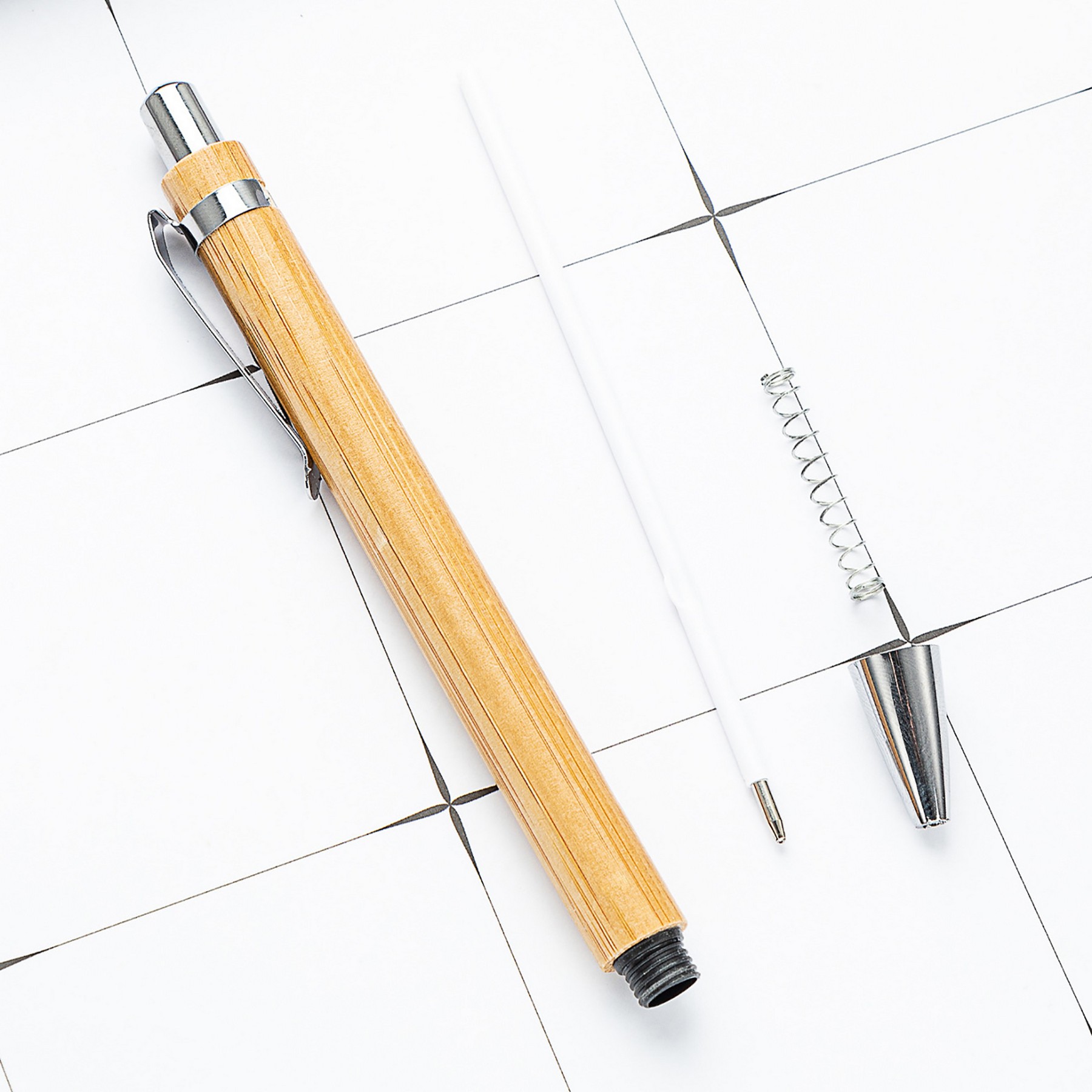 Environmentally Friendly Bamboo Ballpen 2