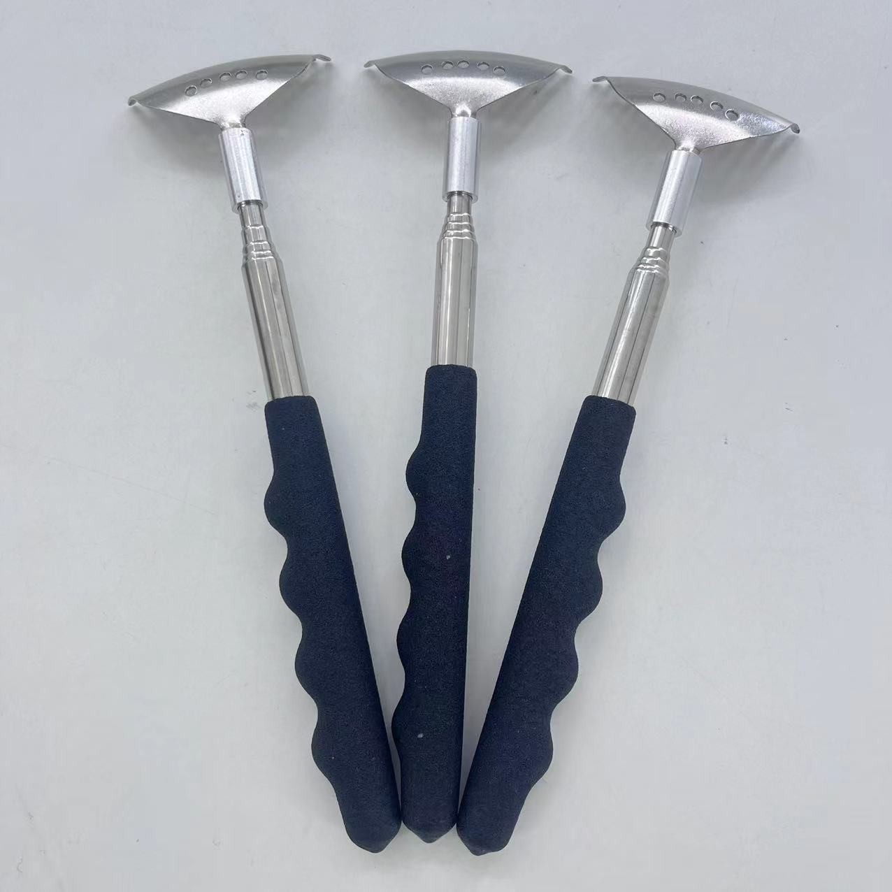 Extendable Stainless Steel Back Scratcher 3