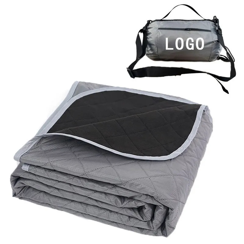Waterproof And Warm Outdoor Picnic Mat 4