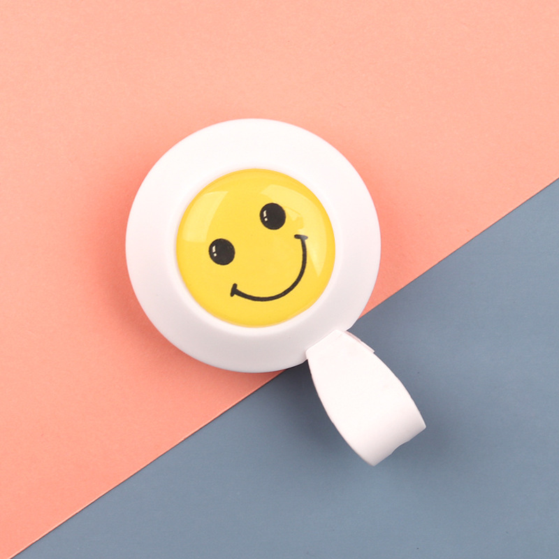 Smile Face Telescopic Clip for Badge Holder 4