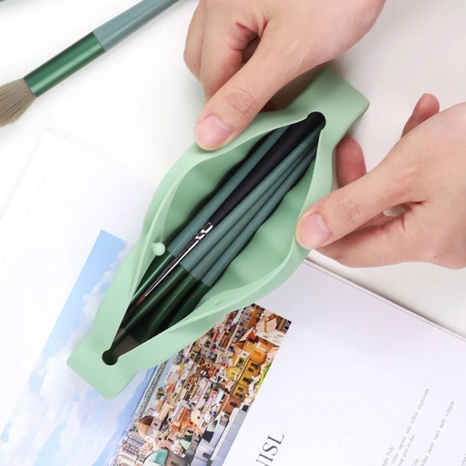 Portable Waterproof Silicone Makeup Bag 7