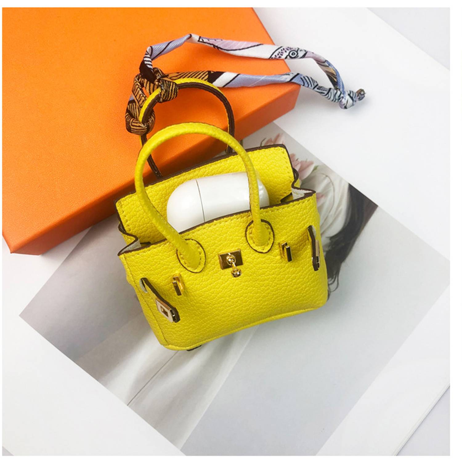 Fashion Mini Lipstick Car Keychain Platinum Pendant Wallet 2